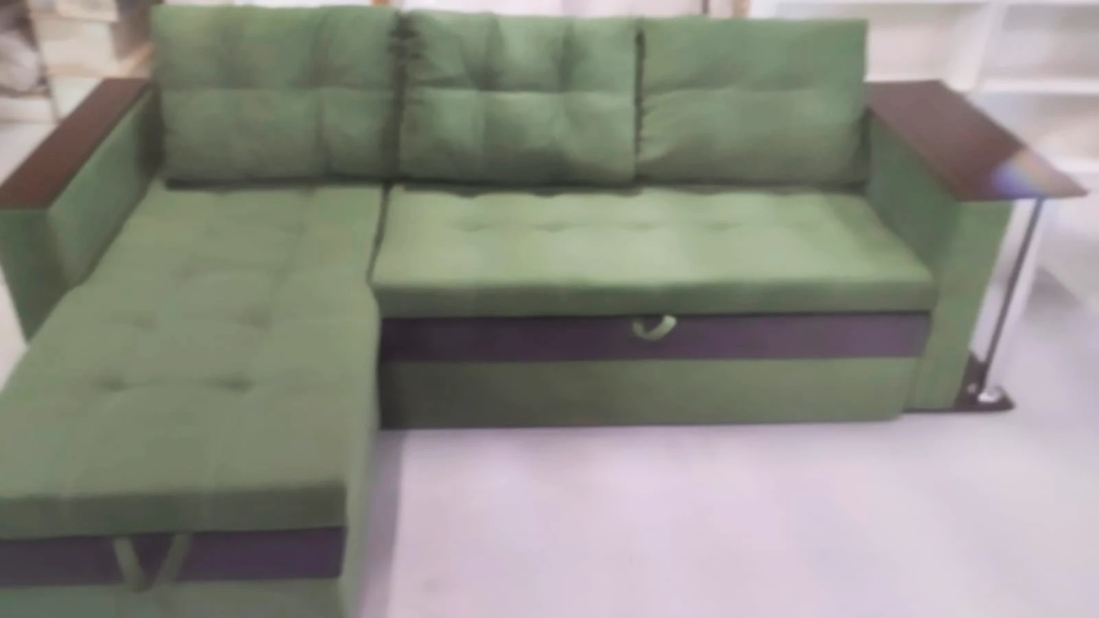 Угловой диван для спальни Атланта со столиком арт. 675832
